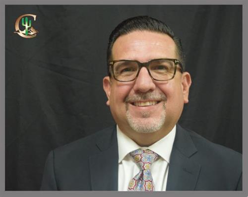 Carlos Perez Headshot