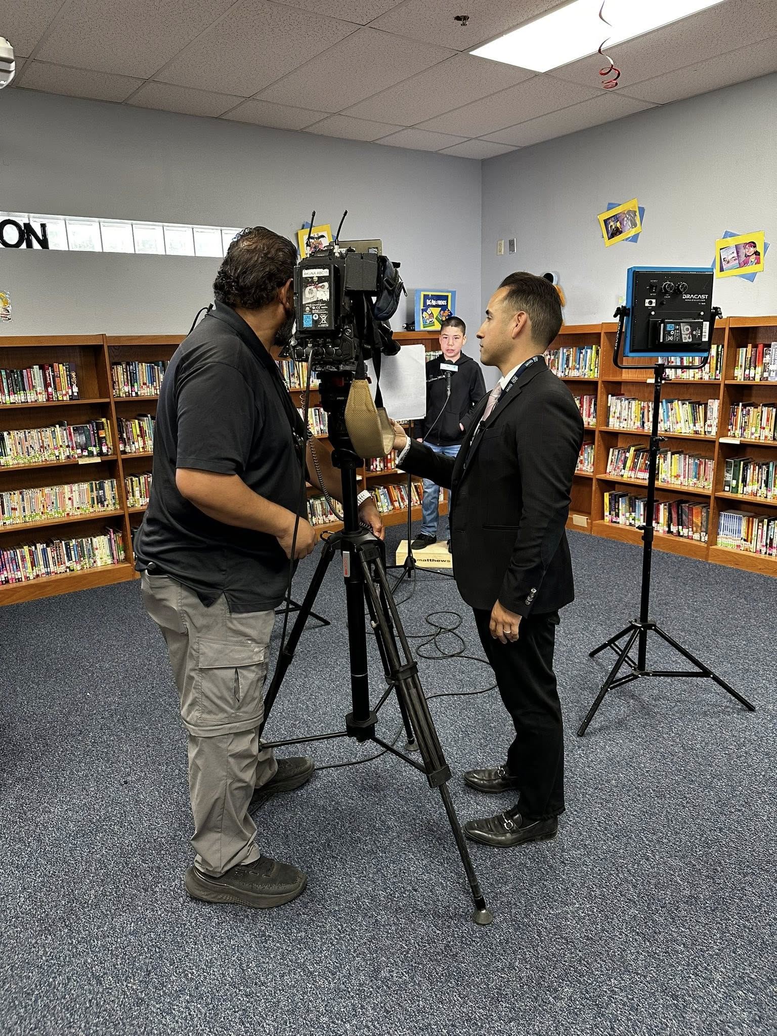 Starlight Park Scholars Experience Broadcast Meteorology with ABC15’s Jorge Torres